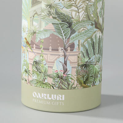 Food-grade cylindrical packaging containers for tea, high-end cosmetic candle jars, paper tubes, and liners.
