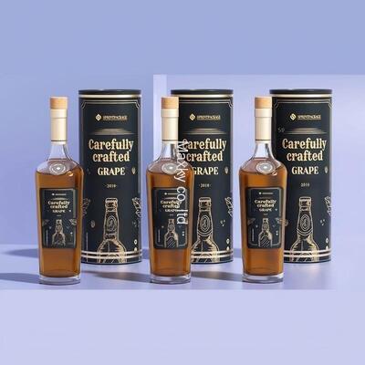 Packages of fine wines, whiskies, and champagnes, complete with metal-cap wine bottles, jars, and gift paper tubes.