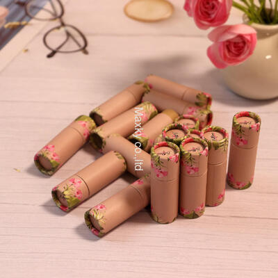 Eco-friendly kraft paper deodorizer tubes, suitable for custom lipstick tubes and lip balm tubes.