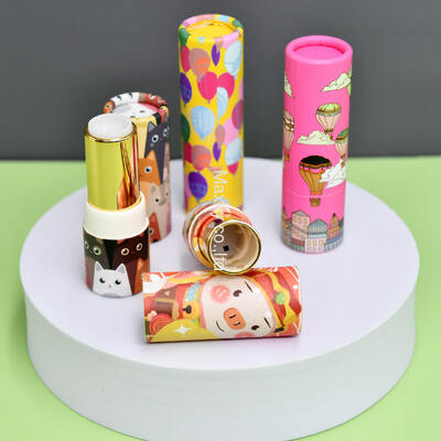 7g, 14g, 25g, 60g, 75g. Sliding cardboard cosmetic packaging, suitable for lip balms.
