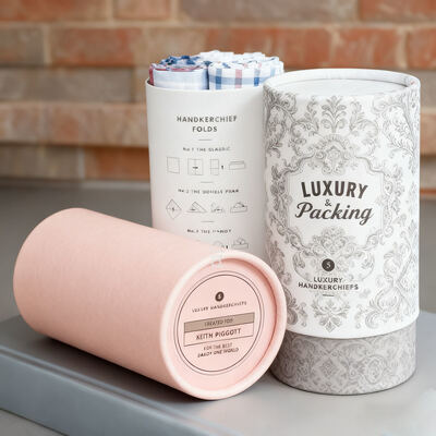 Customized eco-friendly paper sleeves and cardboard tubes for packaging T-shirts, clothing, etc.
