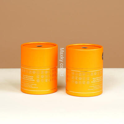 Recyclable cardboard boxes are suitable for packaging essential oils, perfumes, and cosmetics.